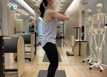 늘어나는 재택근무, 손쉬운 스트레칭(허리&골반편)